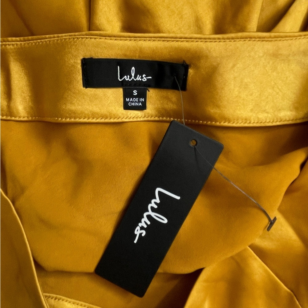 NWT Lulu Mini Skirt - Picture 4 of 8